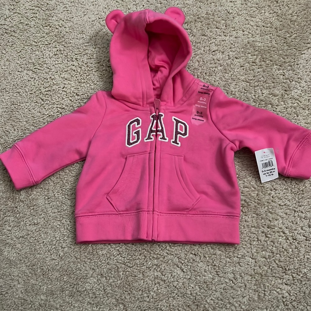 NWT pink Gap zipper up hoodie 0-3 months.